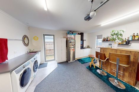 Photo of property in 12 Ivy Lane, Kelvin Grove, Palmerston North, 4414