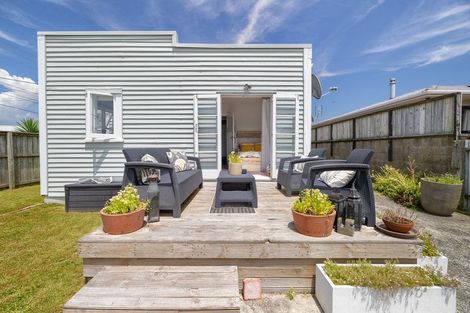 Photo of property in 7 Tay Street, Mount Maunganui, 3116