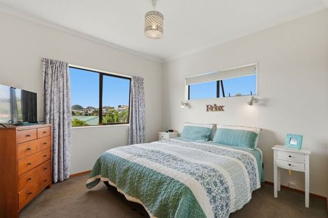 Photo of property in 10 Cable Bay Block Road, Cable Bay, 0420