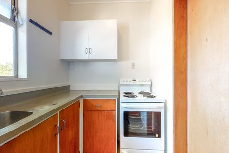 Photo of property in Beresford Apartments, 16/118u Russell Terrace, Berhampore, Wellington, 6023
