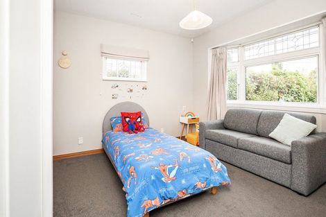 Photo of property in 16 Riverview Street, Beckenham, Christchurch, 8023