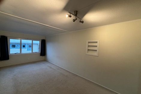 Photo of property in 33 Essex Street, Vogeltown, New Plymouth, 4310