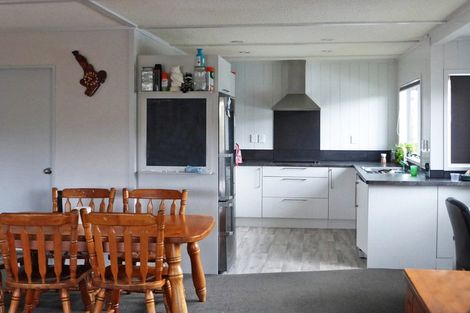 Photo of property in 126a Mayfair Avenue, Whangamata, 3620