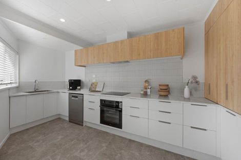 Photo of property in 16 Scarborough Road, Flaxmere, Hastings, 4120