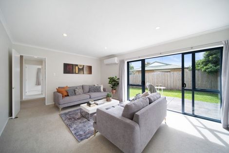 Photo of property in 16 Eastland Road, Flat Bush, Auckland, 2019