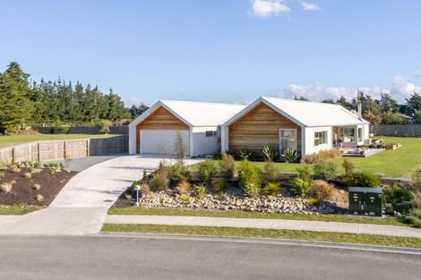 Photo of property in 25 Cotterville Crescent, Greytown, 5712