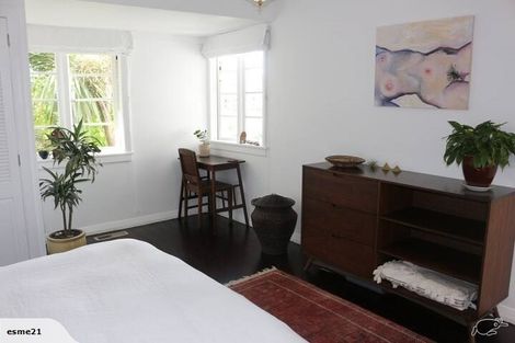 Photo of property in 5 Thorby Street, Northland, Wellington, 6012