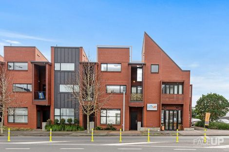 Photo of property in 86 Hobsonville Point Road, Hobsonville, Auckland, 0616