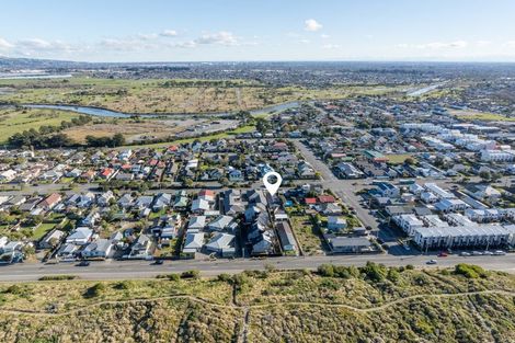 Photo of property in 1/59 Oram Avenue, New Brighton, Christchurch, 8061