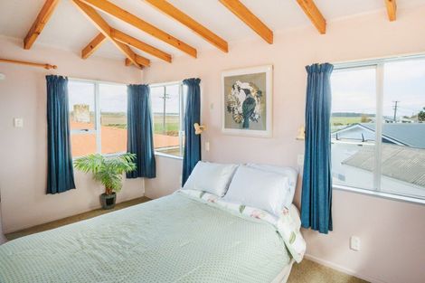 Photo of property in 1 Seabury Avenue, Foxton Beach, Foxton, 4815
