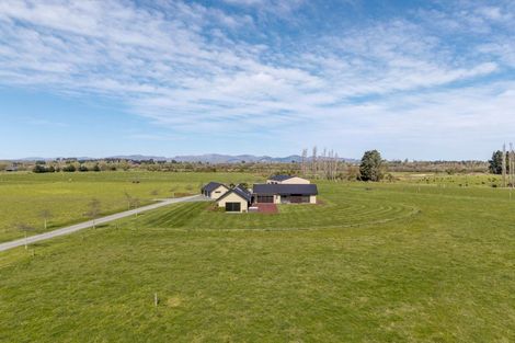 Photo of property in 585 Coutts Island Road, Coutts Island, Christchurch, 7670