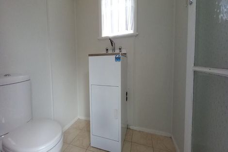 Photo of property in 512 Te Atatu Road, Te Atatu Peninsula, Auckland, 0610