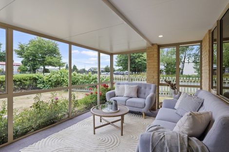 Photo of property in 70 Cardale Street, Darfield, 7510