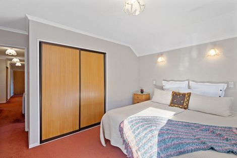 Photo of property in 423 Harewood Road, Harewood, Christchurch, 8051