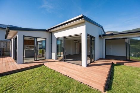 Photo of property in 30 Huntaway Close, Stoke, Nelson, 7011