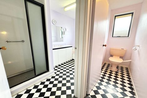 Photo of property in 142 Racecourse Road, Sockburn, Christchurch, 8042