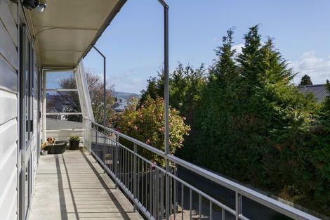 Photo of property in 4 Kereru Street, Two Mile Bay, Taupo, 3330