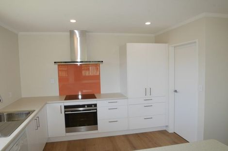 Photo of property in 63a Ngaio Road, Waikanae, 5036