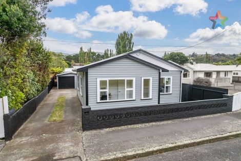 Photo of property in 8 Golf Road, Manor Park, Lower Hutt, 5019