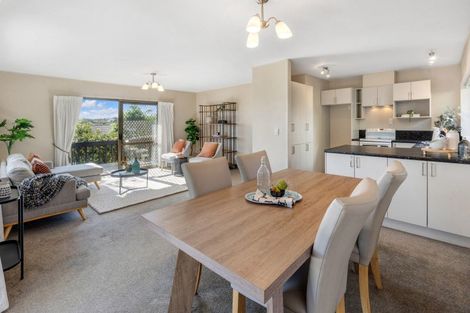 Photo of property in 2/5 Askew Place, Farm Cove, Auckland, 2012