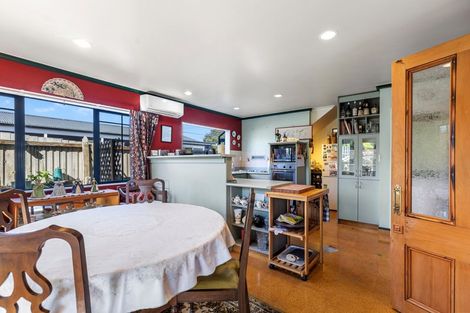 Photo of property in 83 Simpson Road, Papamoa Beach, Papamoa, 3118