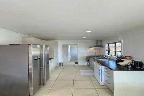 Photo of property in 16 Faram Place, Massey, Auckland, 0614