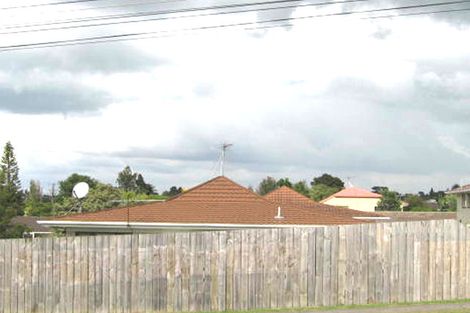 Photo of property in 88 Titirangi Road, New Lynn, Auckland, 0600