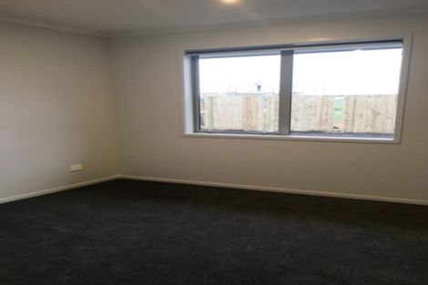 Photo of property in 35 Livingstone Drive, Papamoa Beach, Papamoa, 3118
