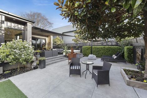 Photo of property in 34 Fendalton Road, Fendalton, Christchurch, 8014