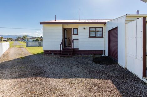 Photo of property in 16 Burgoyne Street, Woodville, 4920