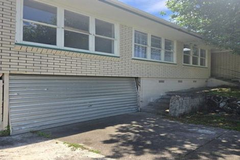 Photo of property in 151 Gossamer Drive, Pakuranga Heights, Auckland, 2010