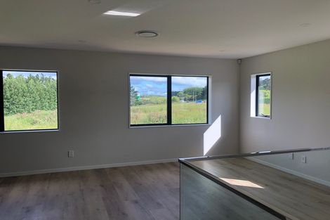 Photo of property in 106 Top Road, Dairy Flat, 0792