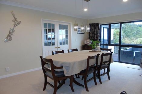 Photo of property in 26 Ramphal Terrace, Khandallah, Wellington, 6035