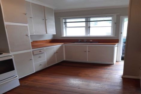 Photo of property in Peregrine Flats, 3/81 Ward Street, Wallaceville, Upper Hutt, 5018