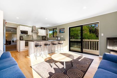Photo of property in 48 Sailmaker Close, Whitby, Porirua, 5024