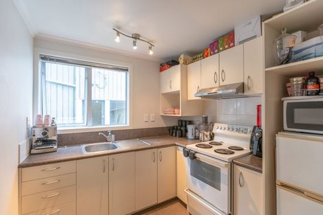 Photo of property in 2/121 Hataitai Road, Hataitai, Wellington, 6021