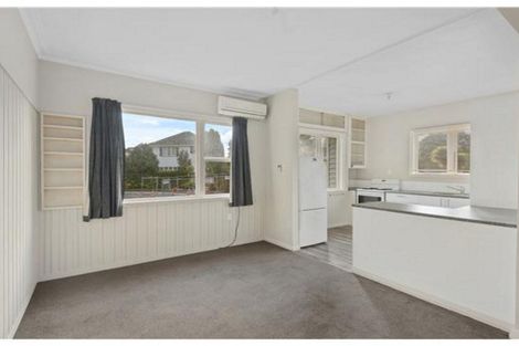 Photo of property in 5 Tara Street, Riccarton, Christchurch, 8041