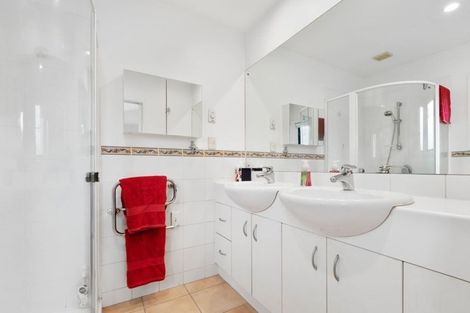 Photo of property in 80 Landing Drive, Albany, Auckland, 0632