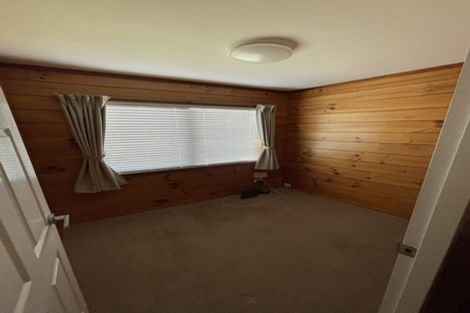 Photo of property in 12 Rifleman Rise, Unsworth Heights, Auckland, 0632