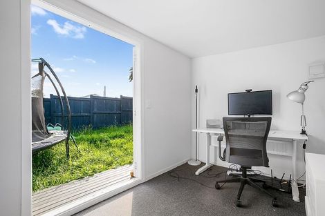 Photo of property in 59 Rua Road, Glen Eden, Auckland, 0602