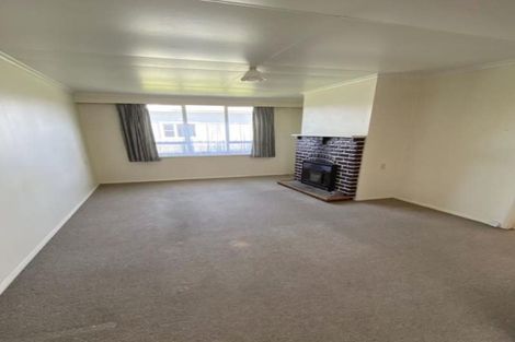 Photo of property in 15 Cole Street, Dannevirke, 4930