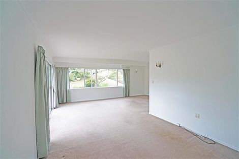 Photo of property in 8 Nicholson Place, Hillcrest, Auckland, 0627
