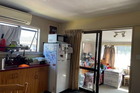Photo of property in 9 Gregory Avenue, Islington, Christchurch, 8042