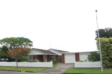 Photo of property in 10 David Street, Waikanae, 5036
