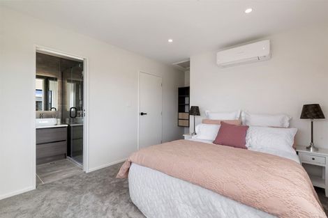 Photo of property in 17 Ocean Breeze Avenue, Hobsonville, Auckland, 0616