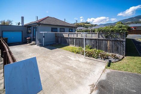 Photo of property in 32 Bledisloe Avenue, Stoke, Nelson, 7011