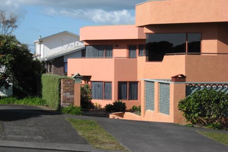 Photo of property in 1/1 Richmond Street, Fitzroy, New Plymouth, 4312
