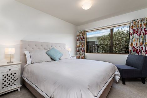 Photo of property in 35 Reading Street, Greytown, 5712