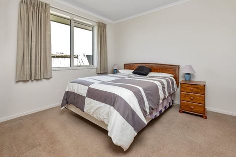 Photo of property in 12 Sando Way, One Tree Point, 0118