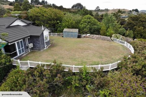 Photo of property in 327 Kaipara Road, Papakura, 2582